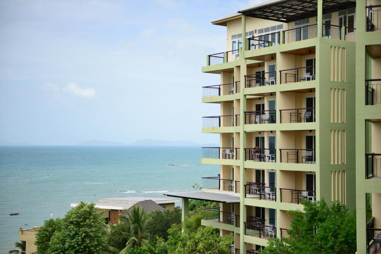 Royal Phala Cliff Beach Resort Ban Chang  Luaran gambar